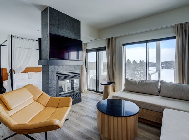 43 Ch. Fridolin-Simard 415, Estérel, QC J0T 2E0