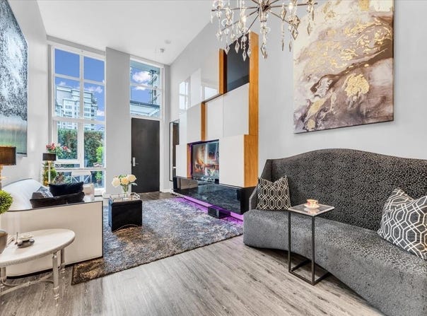 1762 Ontario Street, Vancouver, BC V5T 0G2