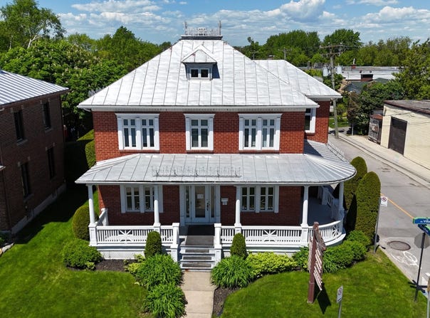 415Z Rue du Village, Repentigny (Le Gardeur), QC J5Z 1S6