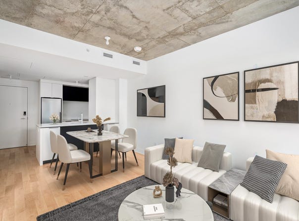 60 Rue de l'Éclipse 1607, Brossard, QC J4Z 0T8