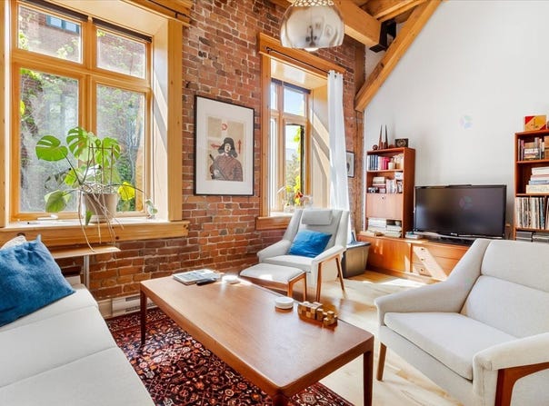 2324 Rue Duvernay, Montréal (Le Sud-Ouest), QC H3J 2X1