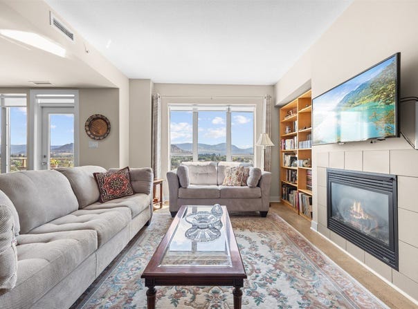 1160 Bernard Avenue 1102, Kelowna, BC V1Y 6R2