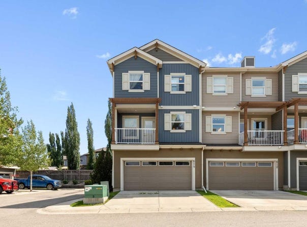 10 AUBURN BAY Avenue SE 614, Calgary, AB T3M 0P8