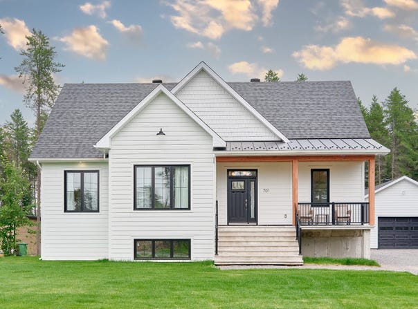701 Rue des Grands-Boisés, Saint-Honoré, QC G0V 1L0