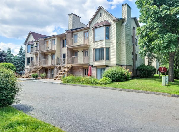 4 Imp. des Lilas 8, Gatineau (Hull), QC J9A 2T7