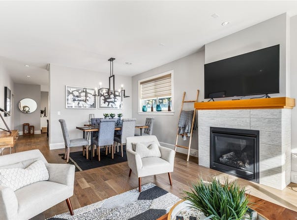 1230 Flint Ave, Langford, BC V9B 0T9