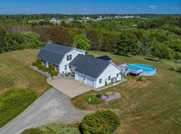 532 Saulnierville Road, Saulnierville Station, NS B0W 2Z0
