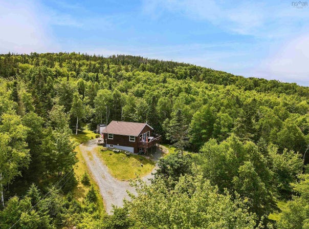 51 Nature Dream Boulevard, Roberta, NS B0E 3K0