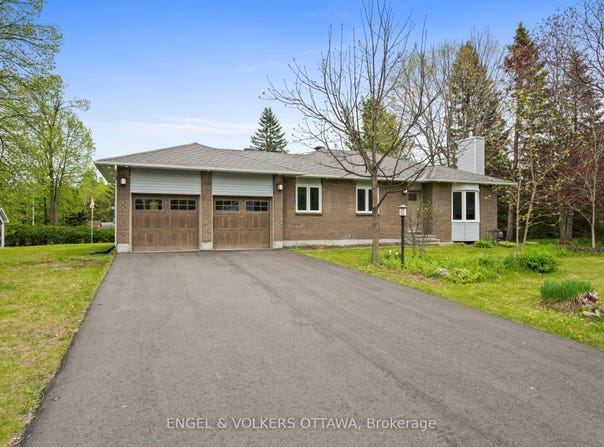 1375 Trebla Way, Greely - Metcalfe - Osgoode - Vernon and Area, ON K4P 1E4