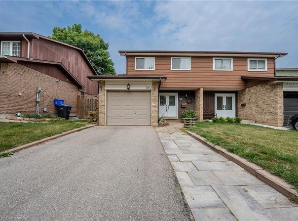 7163 Fayette Circle, Mississauga, ON L5N 1Y5
