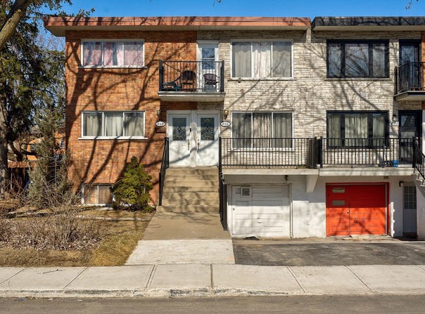 453 455 12e Avenue, Laval (Laval-des-Rapides), QC H7N 4B9