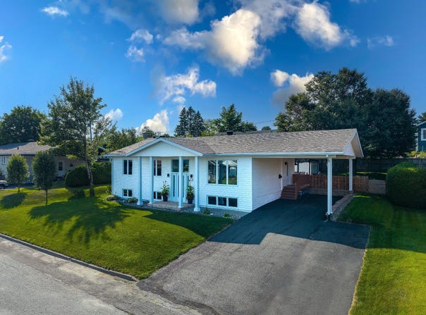 625 Rue des Cèdres, Thetford Mines, QC G6G 6X1