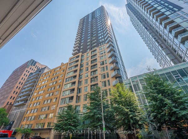 40 Nepean Street 1104, Ottawa Centre, ON K2P 0X5