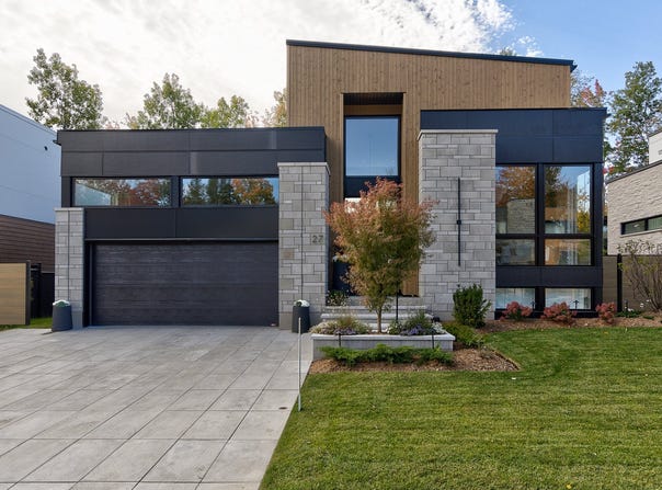 27 Rue du Montlevin, Blainville, QC J7C 0Z7