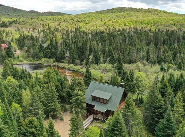 47 Ch. des Buissons, Lac-Supérieur, QC J0T 1P0