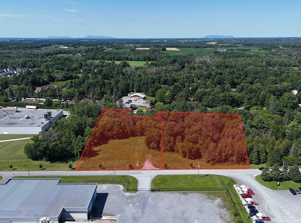 Rue Industrielle, Bedford - Canton, QC J0J 1A0