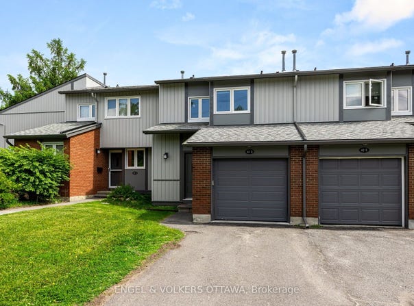 42D Benlea Drive, Tanglewood - Grenfell Glen - Pineglen, ON K2G 4A9