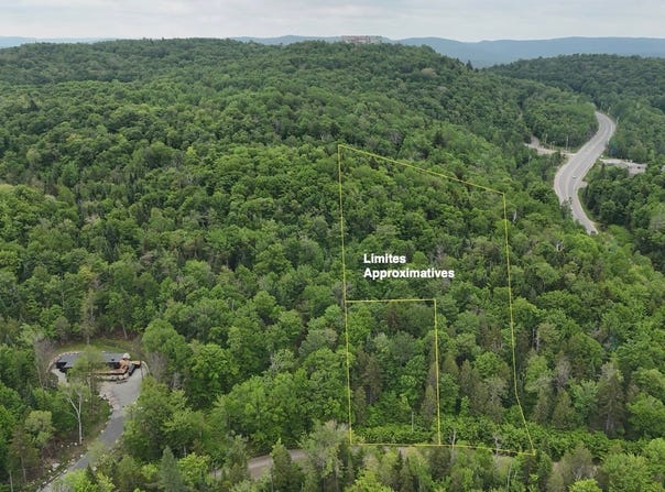 Ch. du Val-des-Monts, Saint-Adolphe-d'Howard, QC J0T 2B0