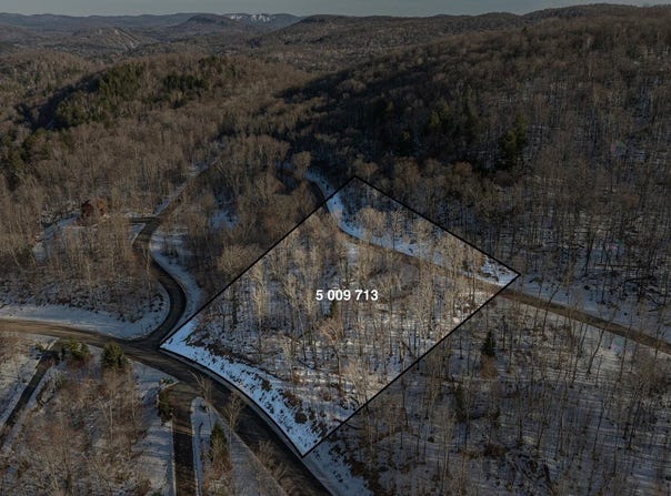 Ch. des Franciscains, Mont-Tremblant, QC J8E 1K1