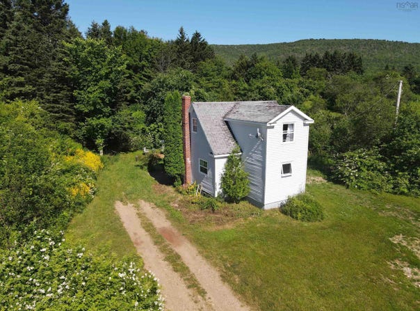 8269 Cabot Trail, Margaree Forks, NS B0E 2A0