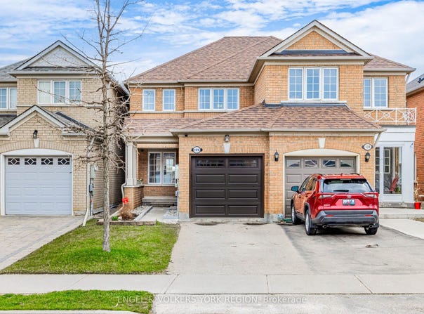 126 Olympia Crescent, Brampton, ON L6X 4W3