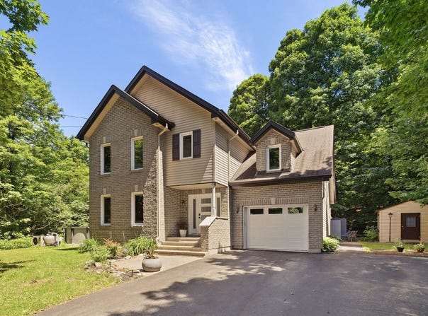 111 Rue du Gui, Cantley, QC J8V 2V8