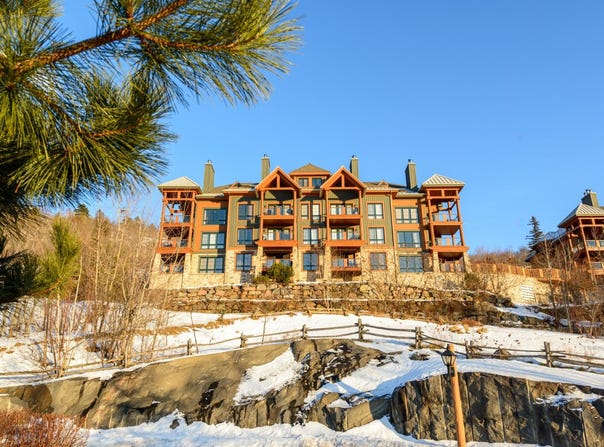 170 Ch. des Sous-Bois 10, Mont-Tremblant, QC J8E 3M1
