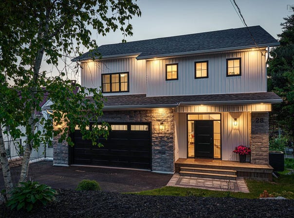 28 Joaquina Court, Dartmouth, NS B2X 3R1