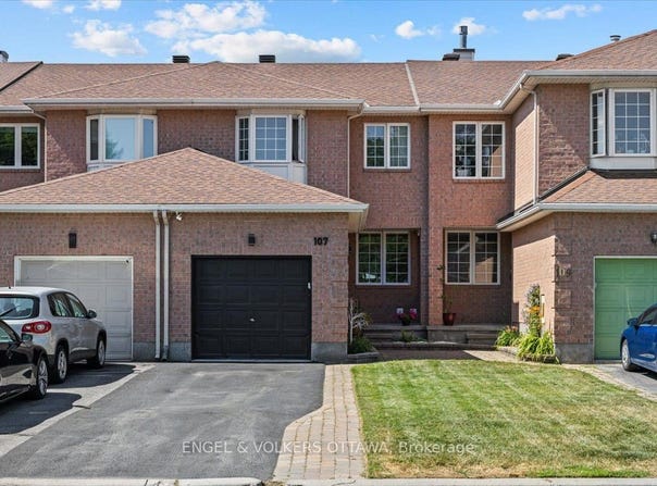 107 Redpath Drive, Barrhaven, ON K2G 6K4