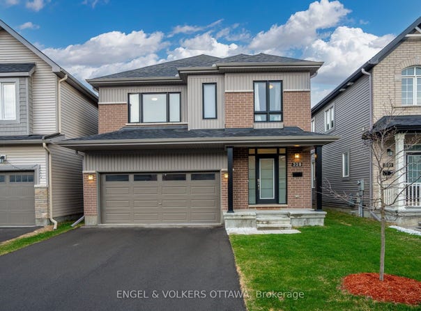 329 Finial Way, Barrhaven, ON K2J 6V9