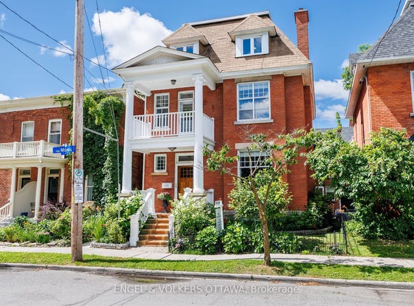 172 Cartier Street N, Ottawa Centre, ON K2P 1K9