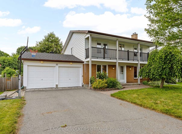 97 Queensline Drive, Qualicum - Bruce Farm - Greenbelt and Area, ON K2H 7J6