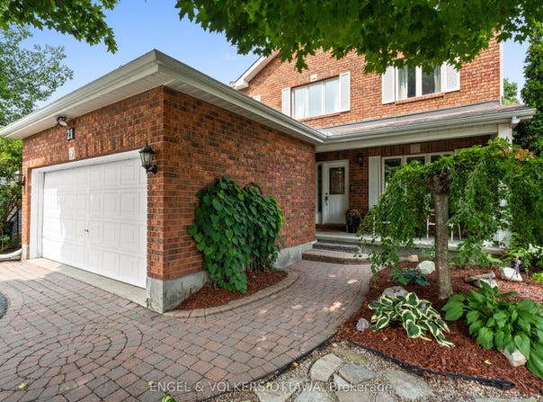 21 Mayford Avenue, Barrhaven, ON K2G 6A7