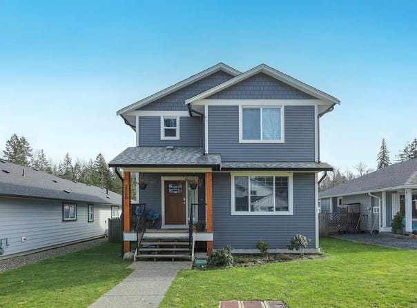 2560 Steele Cres, Courtenay, BC V9N 0C3