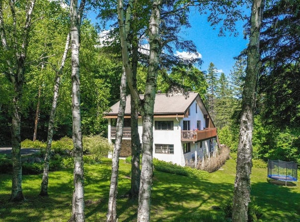 25 Ch. du Triolet, Saint-Sauveur, QC J0R 1R7