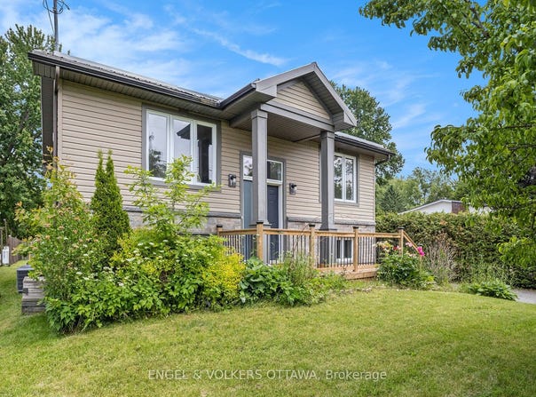 1095 Morin Road, Orleans - Cumberland and Area, ON K4C 1A5