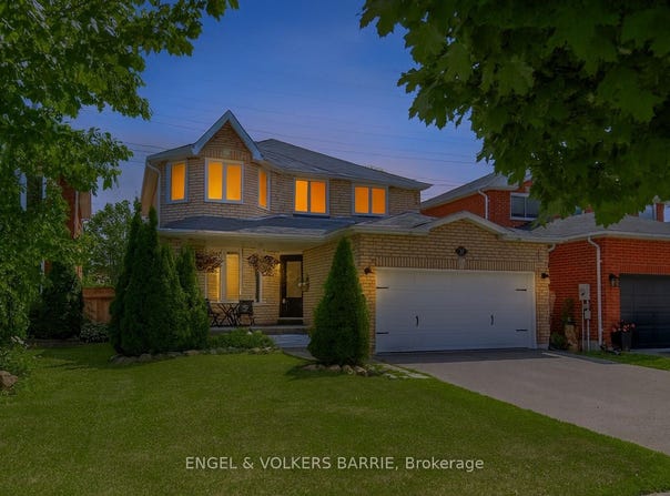 33 Etherington Crescent, Barrie, ON L4N 7T2