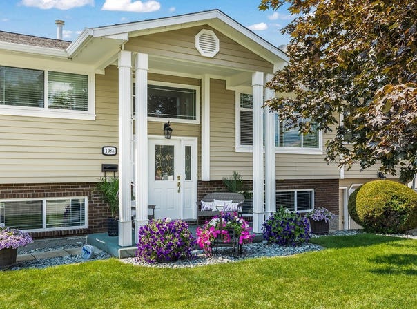 1085 Tamarack Drive, Kelowna, BC V1X 1E3