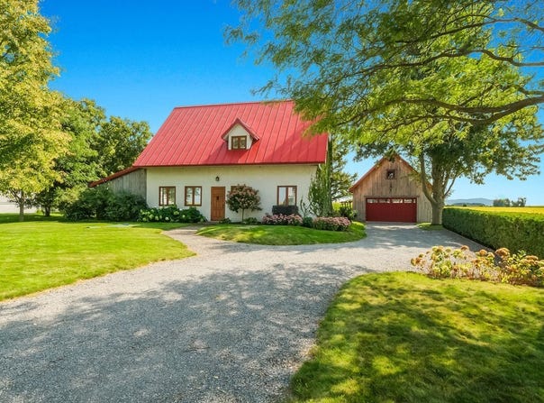 7965 Grand Rang, Saint-Hyacinthe, QC J2S 9B1