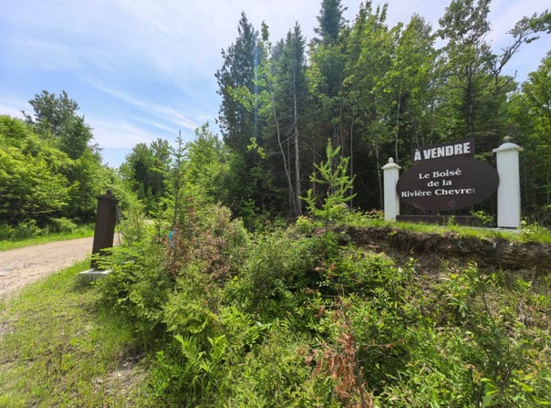 Route 364, Morin-Heights, QC J0R 1H0