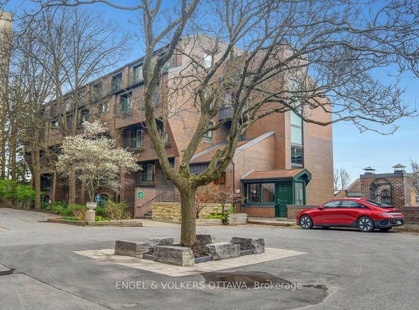 135 Springfield Road 16, New Edinburgh - Lindenlea, ON K1M 1C5