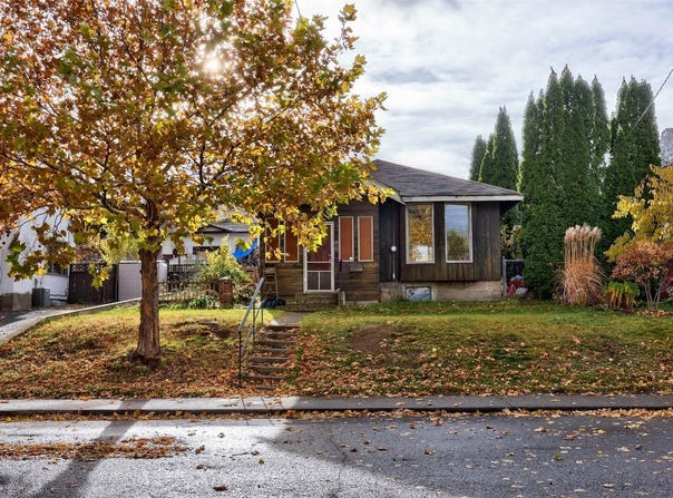 935 Pine Street, Kamloops, BC V2C 3A3