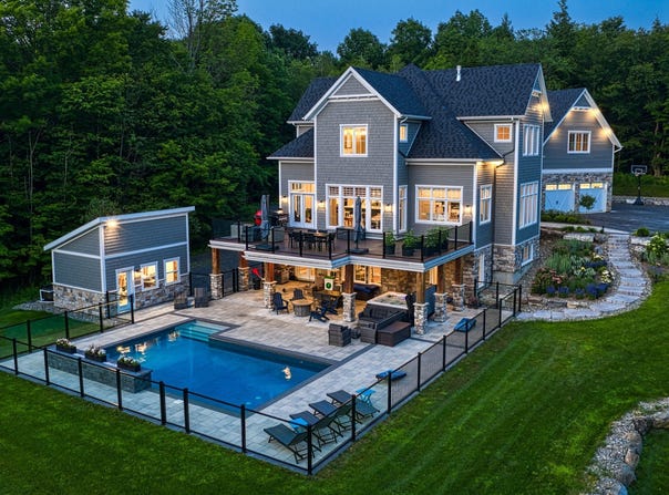 26 Ch. des Montagnais, Sutton, QC J0E 2K0