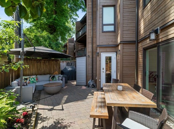 2410 Cornwall Avenue 204, Vancouver, BC V6K 1B8