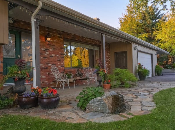 2351 Gallagher Road, Kelowna, BC V1P 1G9