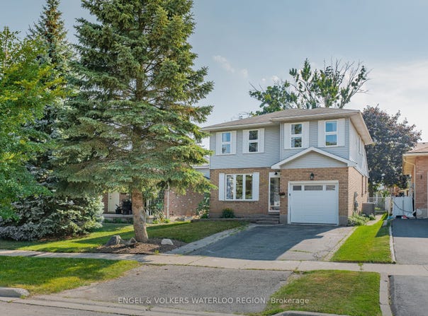 323 Newbury Drive, Kitchener, ON N2N 3A3