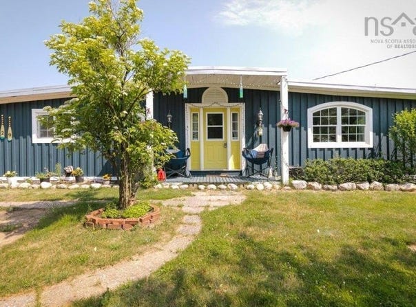 129 Crandall Road, Martins Point, NS B0J 2E0