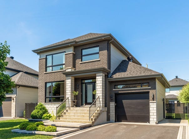 1330 Rue Régis-Phaneuf, Beloeil, QC J3G 0R1