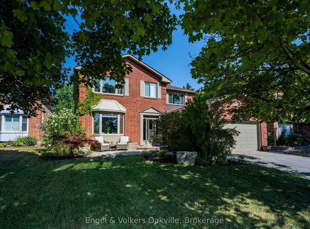 1181 Grange Road, Oakville, ON L6H 1P8