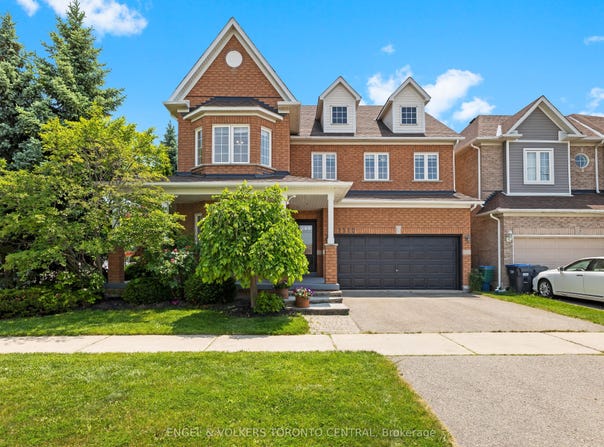 1510 Samuelson Circle, Mississauga, ON L5N 8A2